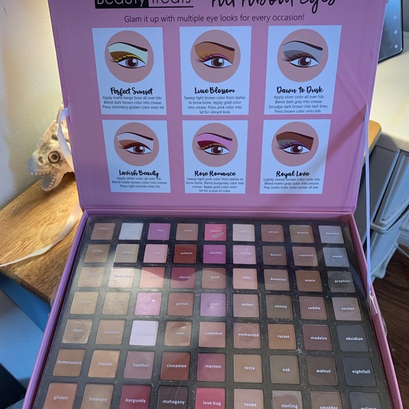 Beauty Treats beauty vault all about eyes - Picture 2 of 2